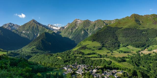 Vue en direction du col d'Azet