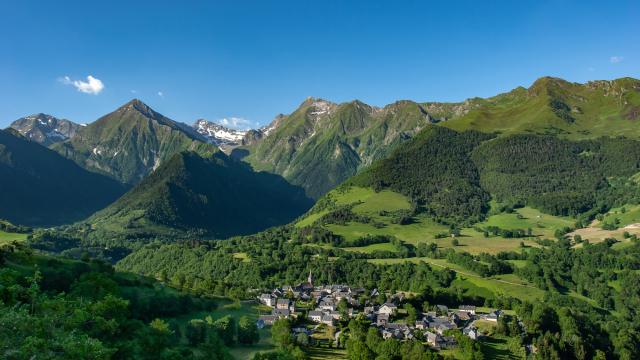 Vue en direction du col d'Azet