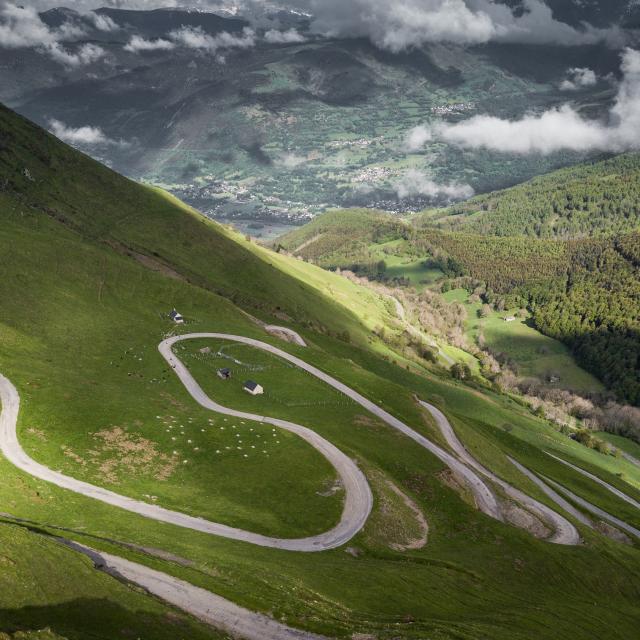 Cyclisme Velo Lacets Col Du Portet