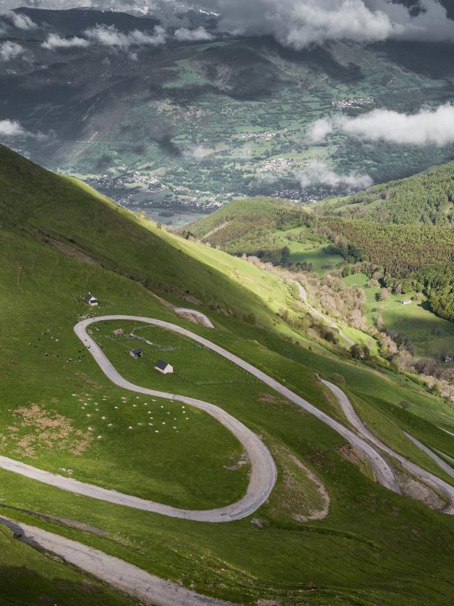 Cyclisme Velo Lacets Col Du Portet