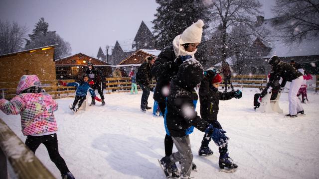 ©nbirrien Patinoire Village Famille Img 0105