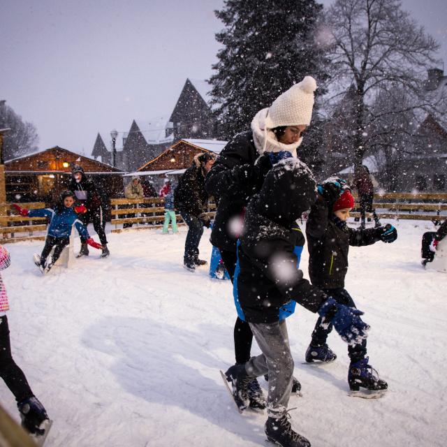 ©nbirrien Patinoire Village Famille Img 0105