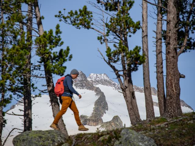 nbirrien Senderismo Montaña Nieve Caminantes