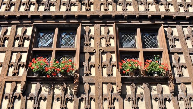 Façade de la Maison Des Lys Arreau PAH