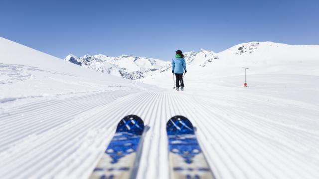 Station skis aux pieds