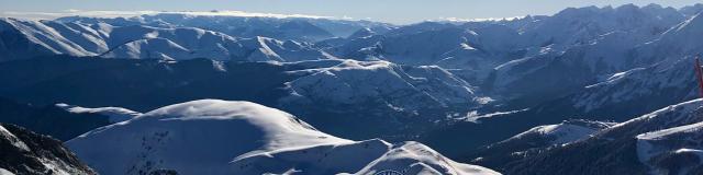 Vue De Puis La Piste Peyraméde