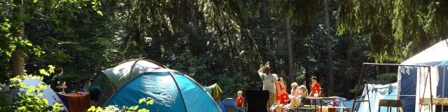 camp-1163419_1920.jpg