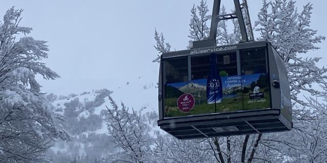 ©cperisse Village Hiver Neige Telepherique Cabine