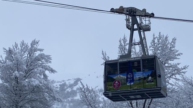 ©cperisse Village Hiver Neige Telepherique Cabine