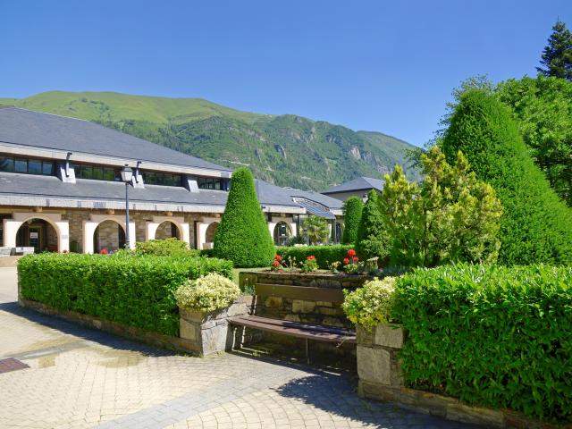 SENSORIA SPA NUXE SAINT LARY garden